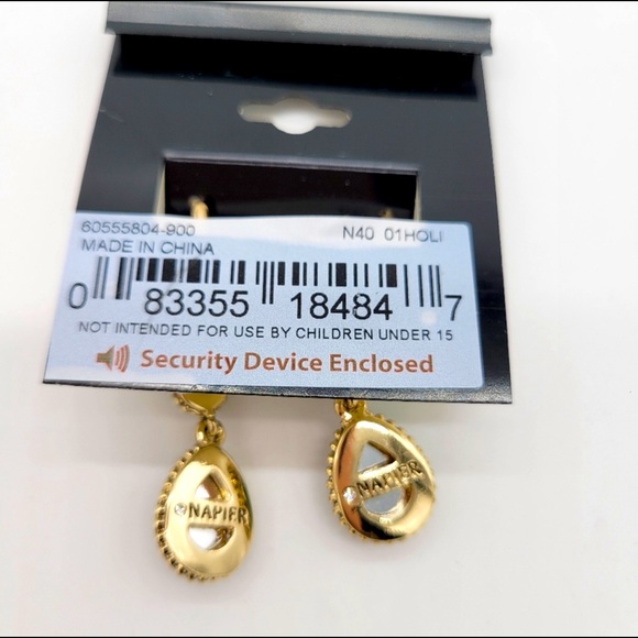 Napier- Green Stone Earrings - Picture 3 of 4